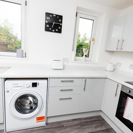 Greenbourne - 4 Bedrooms Sleeps 8 Free Parking Gateshead Eksteriør bilde