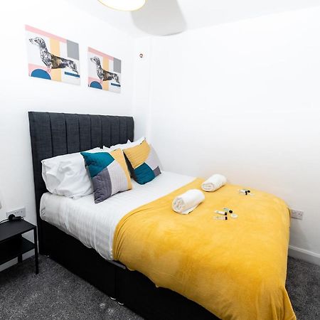 Greenbourne - 4 Bedrooms Sleeps 8 Free Parking Gateshead Eksteriør bilde