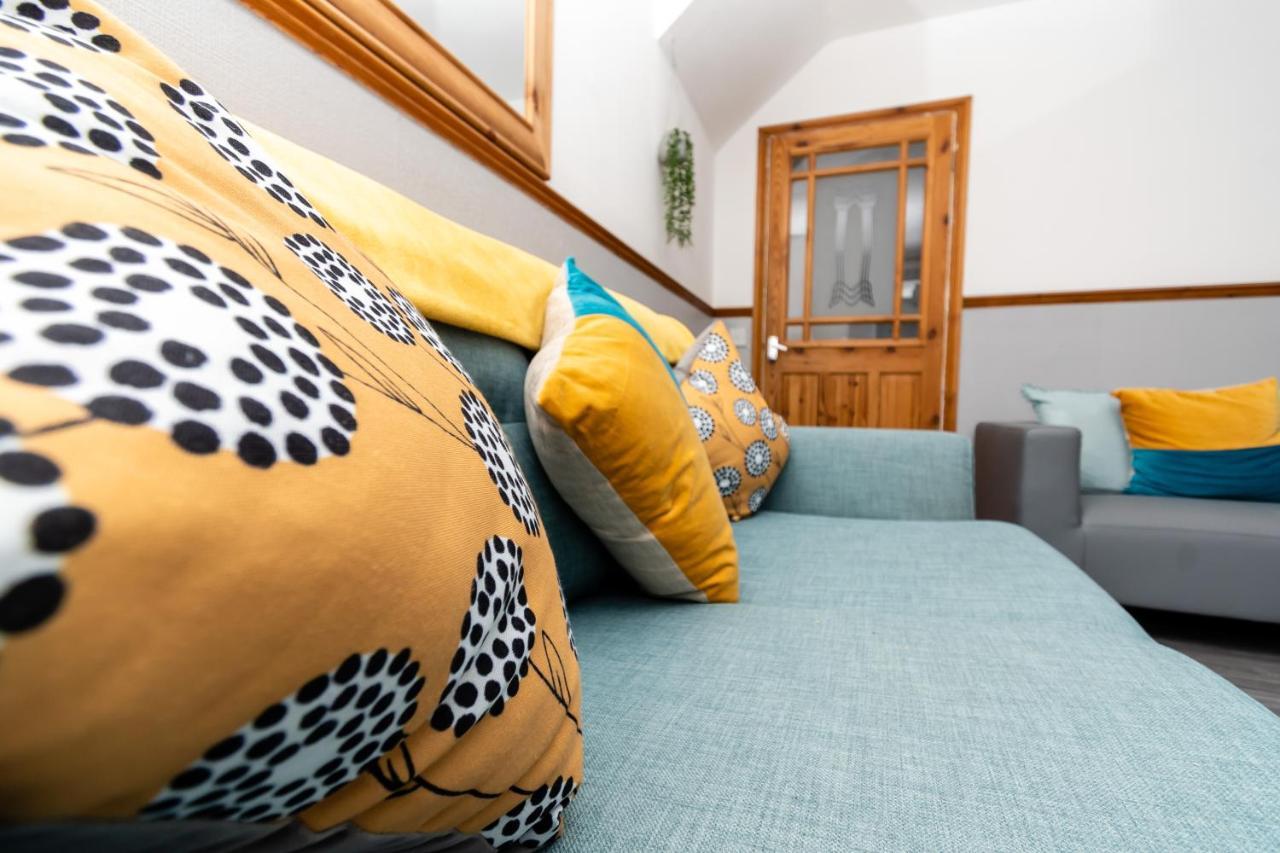 Greenbourne - 4 Bedrooms Sleeps 8 Free Parking Gateshead Eksteriør bilde