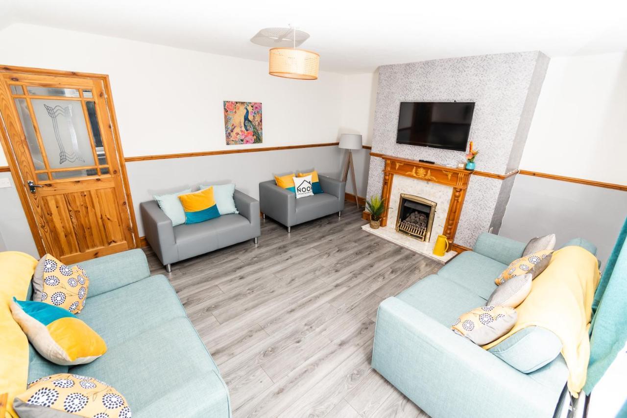 Greenbourne - 4 Bedrooms Sleeps 8 Free Parking Gateshead Eksteriør bilde