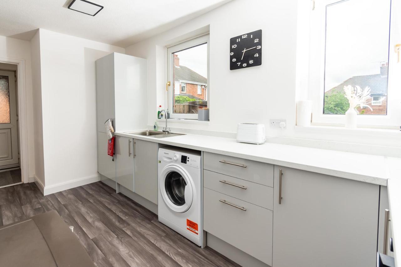 Greenbourne - 4 Bedrooms Sleeps 8 Free Parking Gateshead Eksteriør bilde